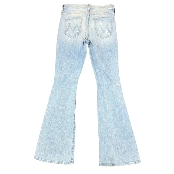 MOTHER The Weekender Distressed Women's Light Blue Flared Jeans Size 29 - Picture 1 of 7